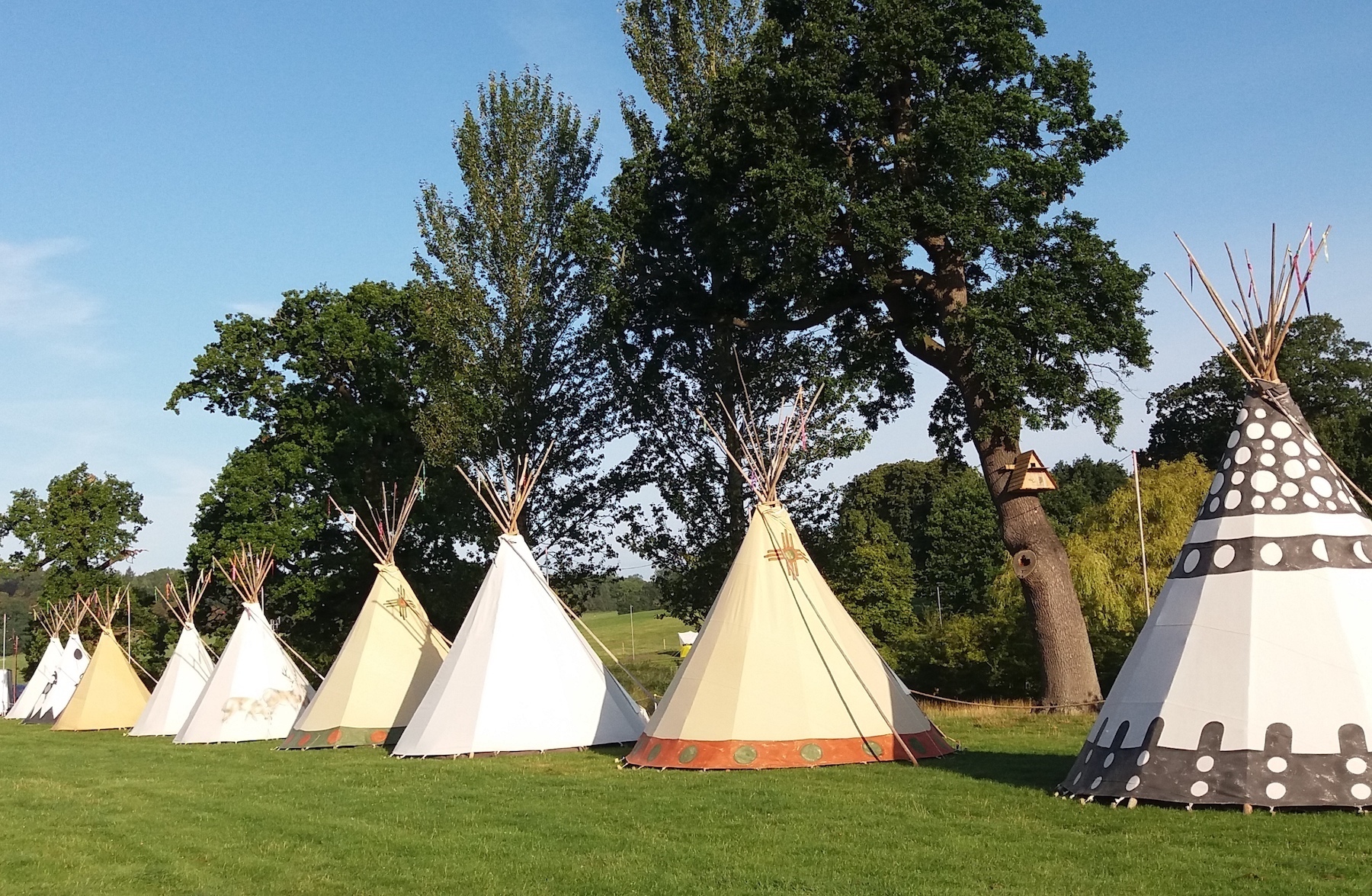 Luxury glamping bell tents and tipi the boutique glamping village