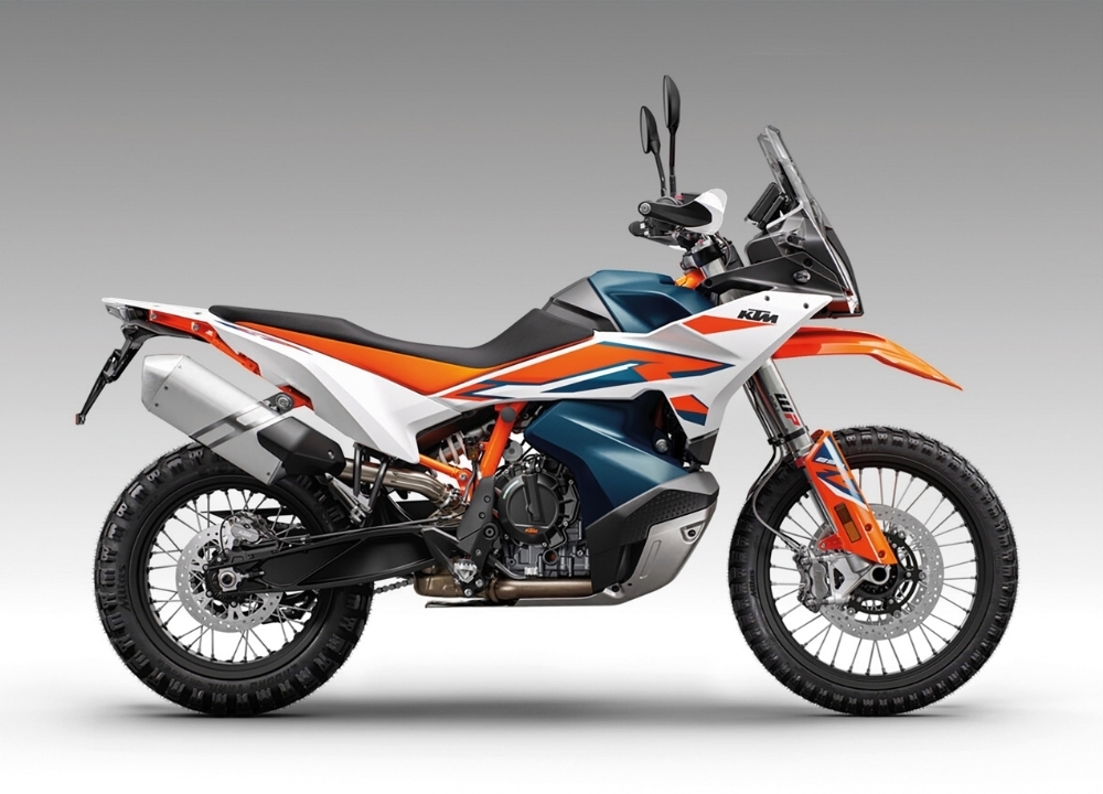 2 KTM 890 Adventure motorbike