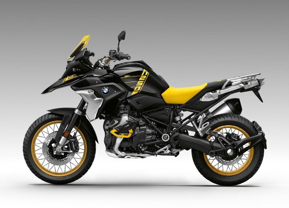 4 BMW R 1250 GS Adventure bike